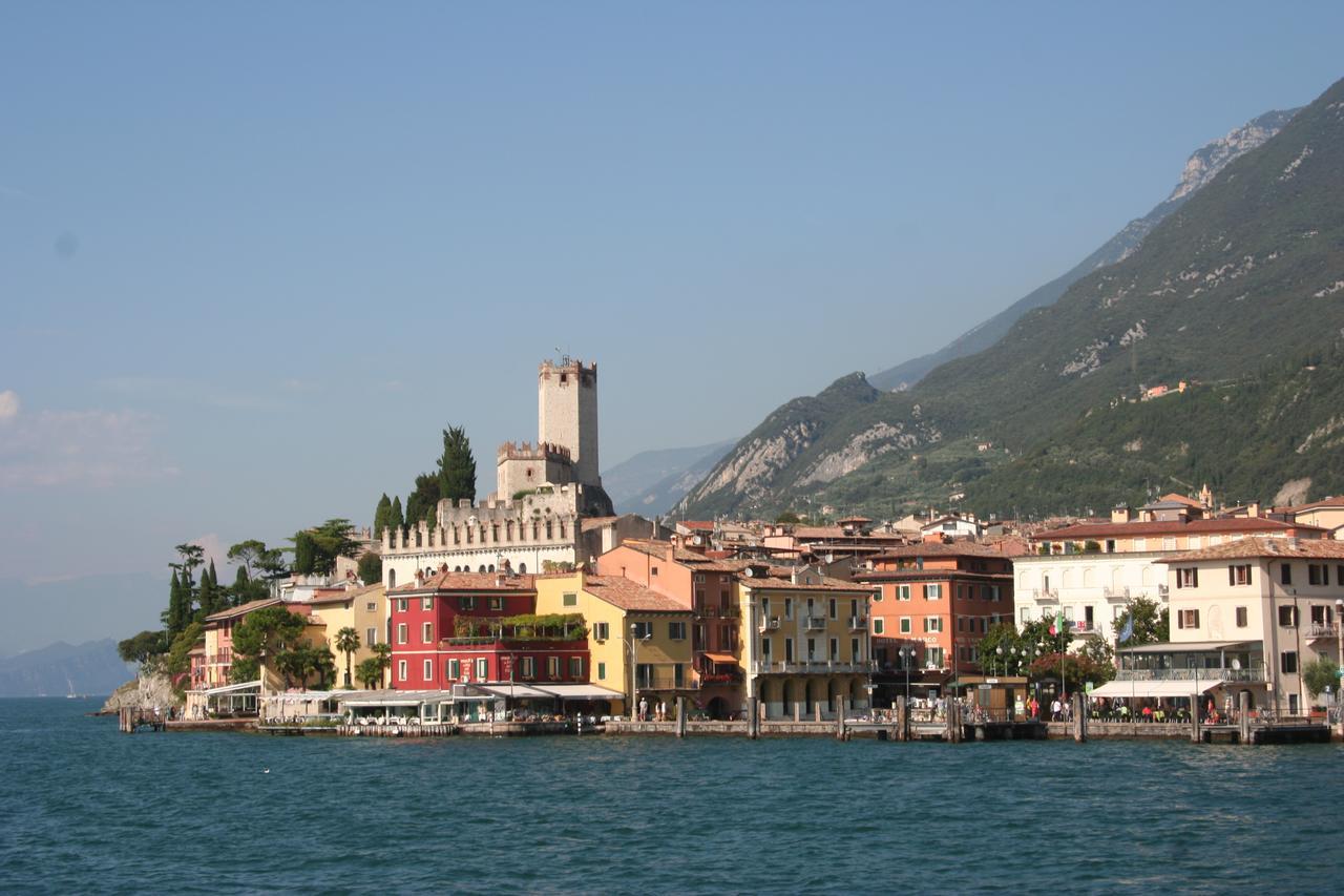 Casa Vacanze Regina Del Lago Tremosine Exterior foto